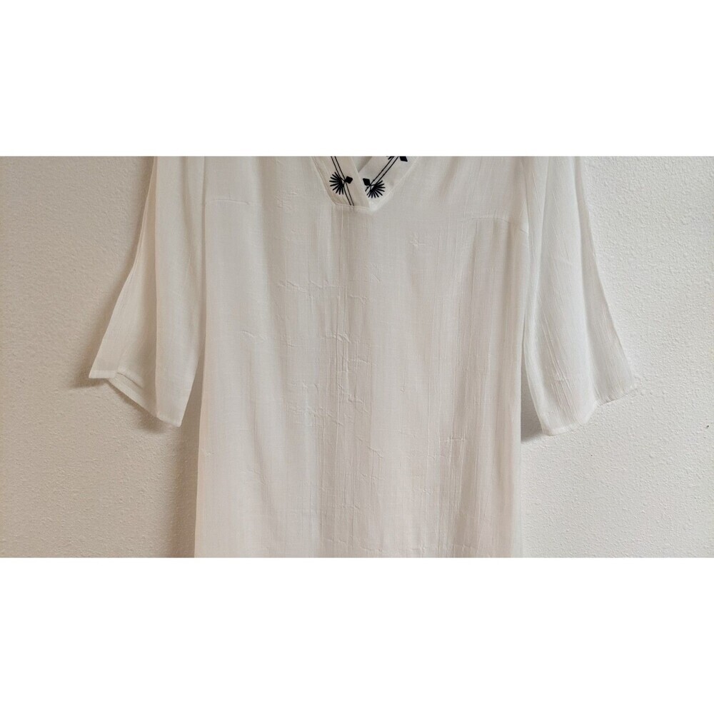 Women's Kona Sol Rayon Blend White Swimsuit Cover-Up Navy Embroidered Neckline M - Picture 4 of 9